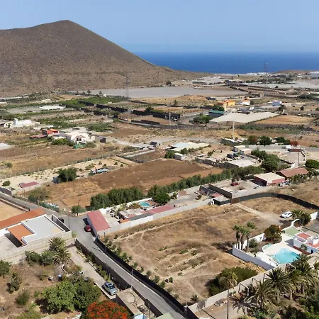 Holiday home Live Socorro Juan Fu Rural Piscina En Servicio Hasta Mayo Guimar
