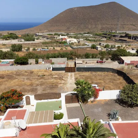 Live Socorro Juan Fu Rural Piscina En Servicio Hasta Mayo Holiday home Guimar